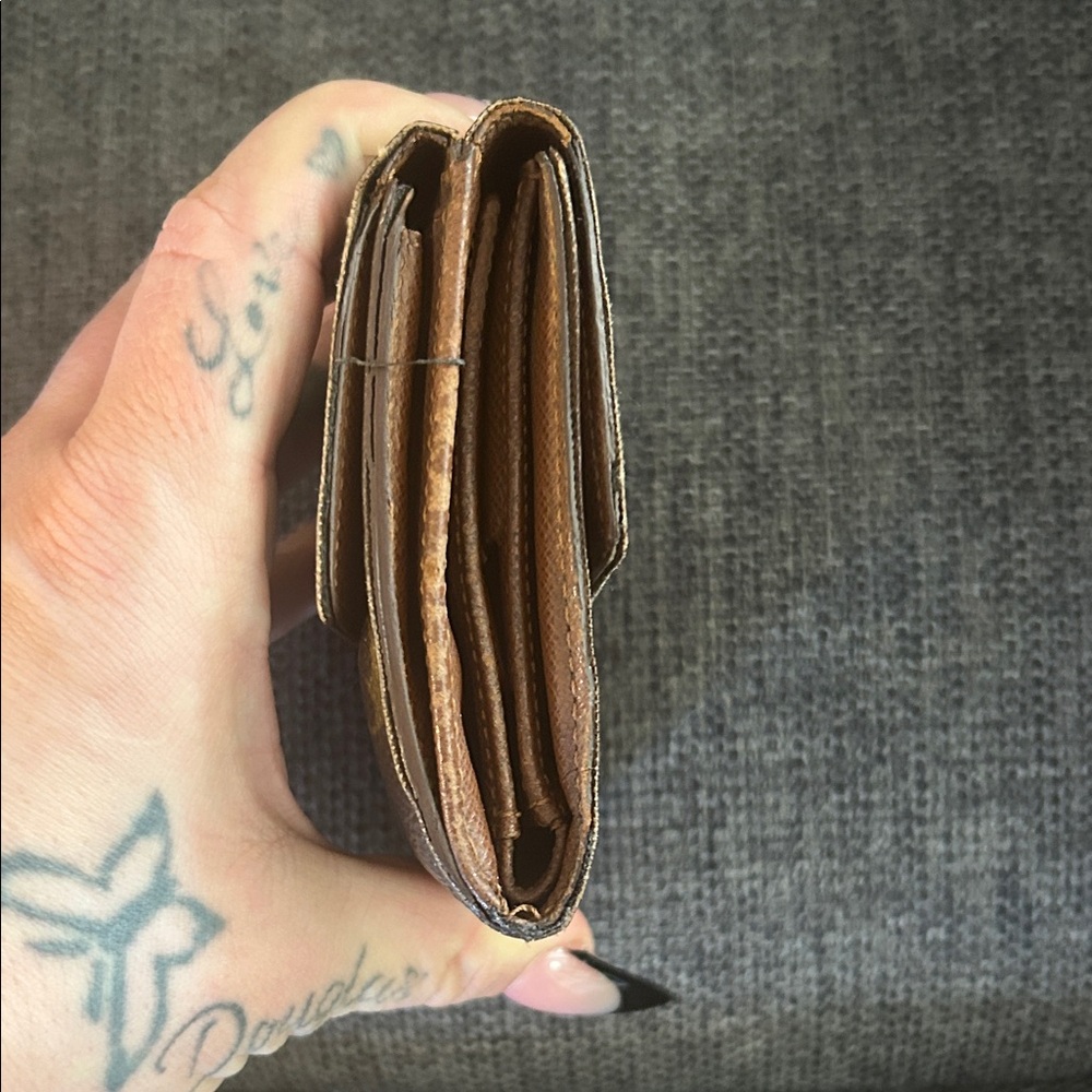 Louis Vuitton Classic Brown Monogram Wallet - Picture 4 of 12